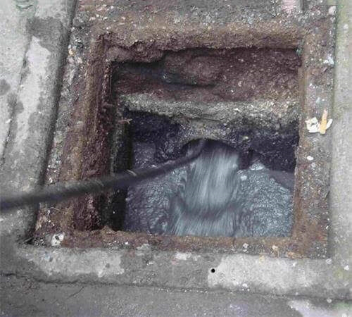 污水管道疏通高压清洗机案例1